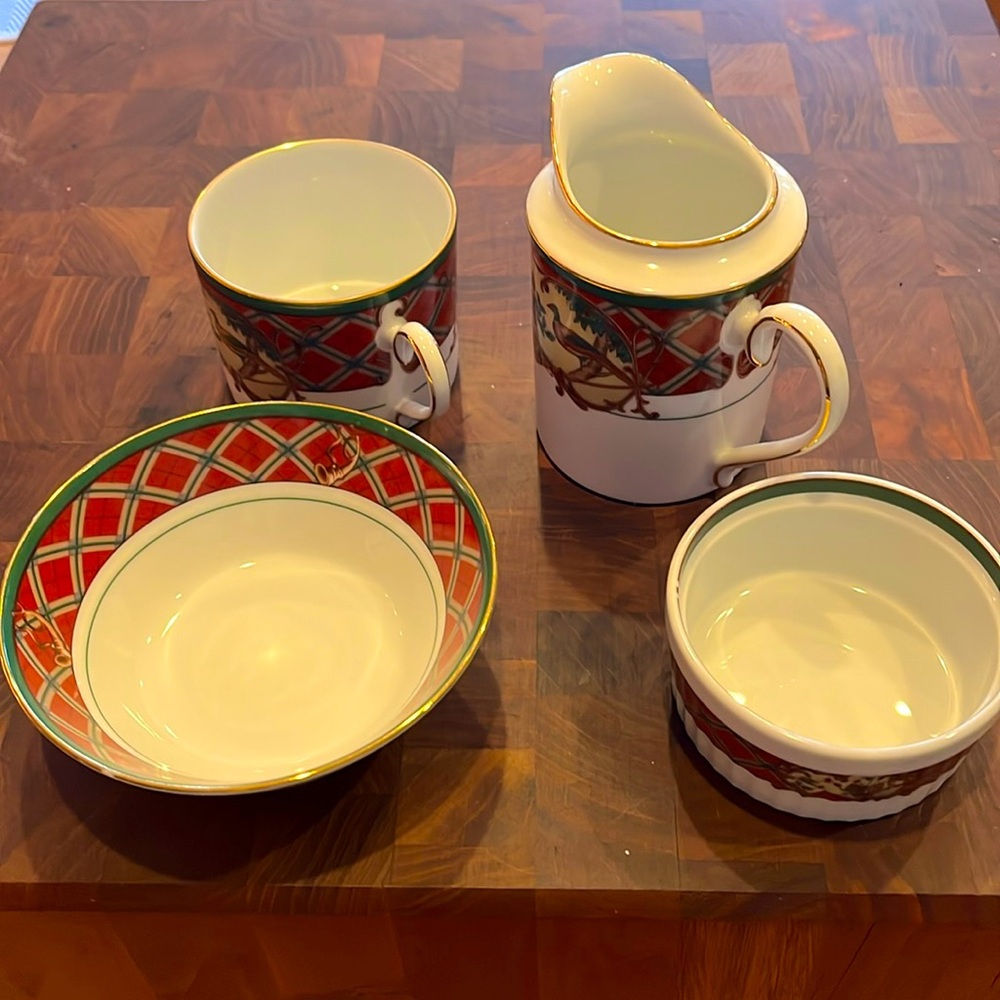 4 pieces Noritake Royal Hunt. Creamer, cup, small bowl, ramekin. EUC